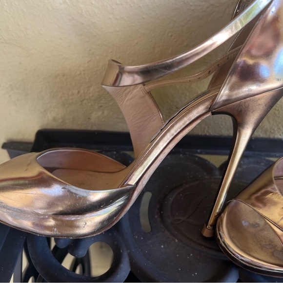 Jimmy Choo Gold Mirror 4” Heel - Picture 8 of 11